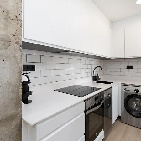 Apartup La Concha Beachfront Ii