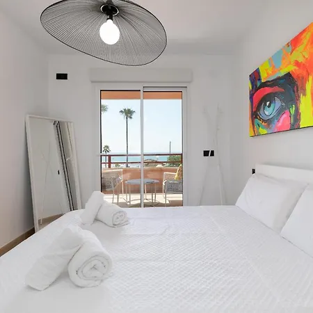 Apartup La Concha Beachfront Ii Appartement